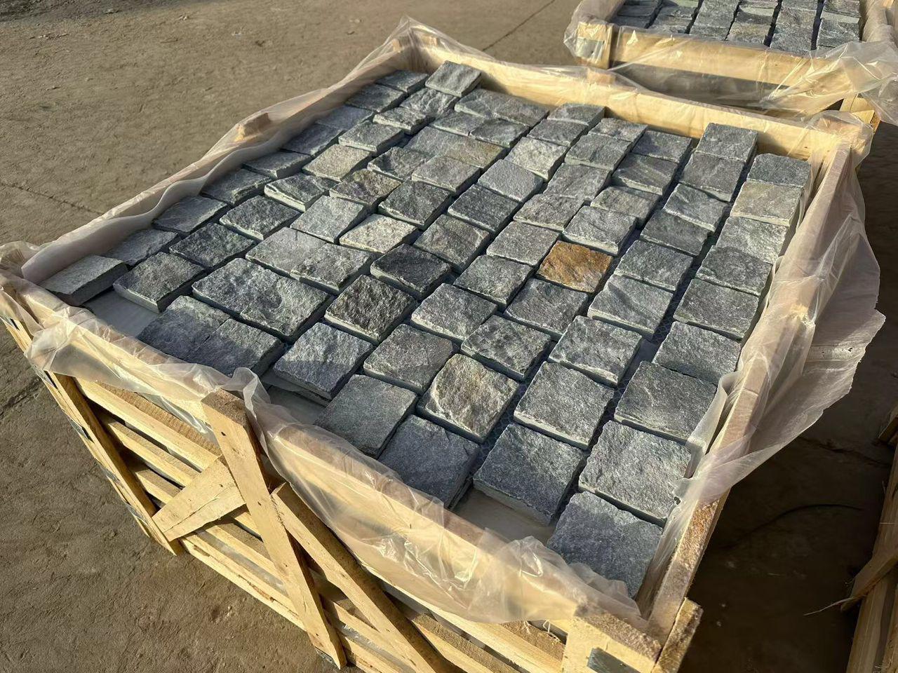 Blue Quartzite Cobbles on Mesh Gallery Image 3