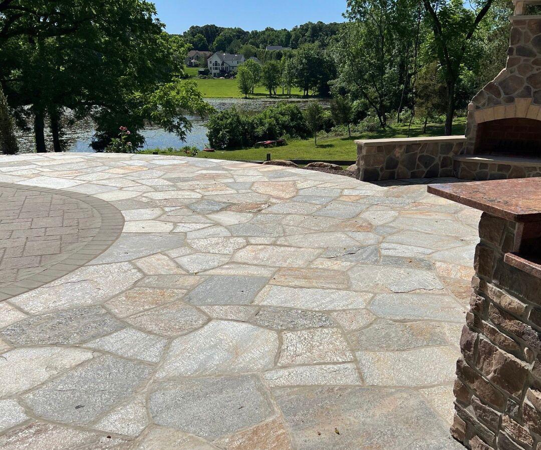 Oyster Quartzite Crazy Paving Main Banner Image