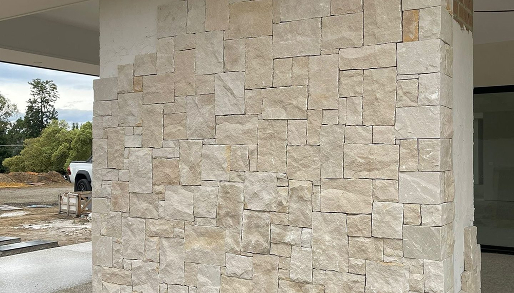 golden-dune-ashlar-limestone-cladding